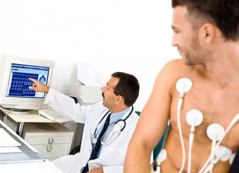 Electrocardiograma Electrocardiograma en varón